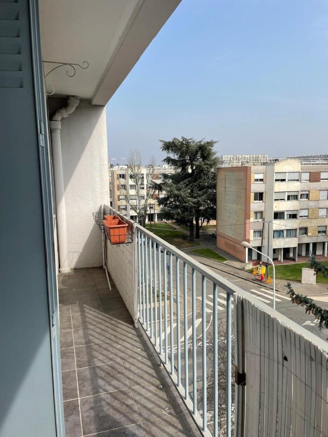 Le Parilly- Appartement 3 Chambres-Parc Parilly Bron Zewnętrze zdjęcie