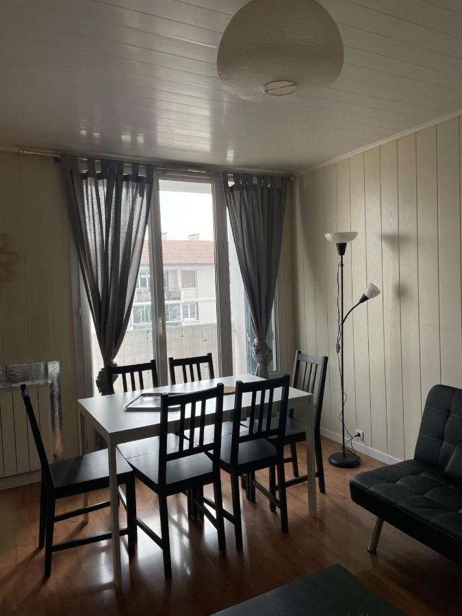 Le Parilly- Appartement 3 Chambres-Parc Parilly Bron Zewnętrze zdjęcie