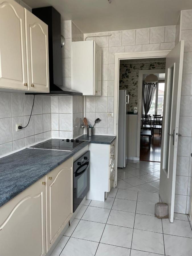 Le Parilly- Appartement 3 Chambres-Parc Parilly Bron Zewnętrze zdjęcie